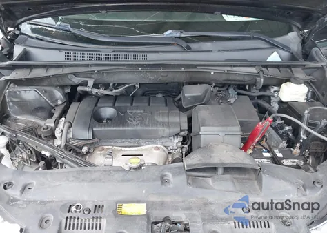 2015 Toyota Highlander Le z USA, uszkodzony, nr VIN 5TDZARFH0FS015920